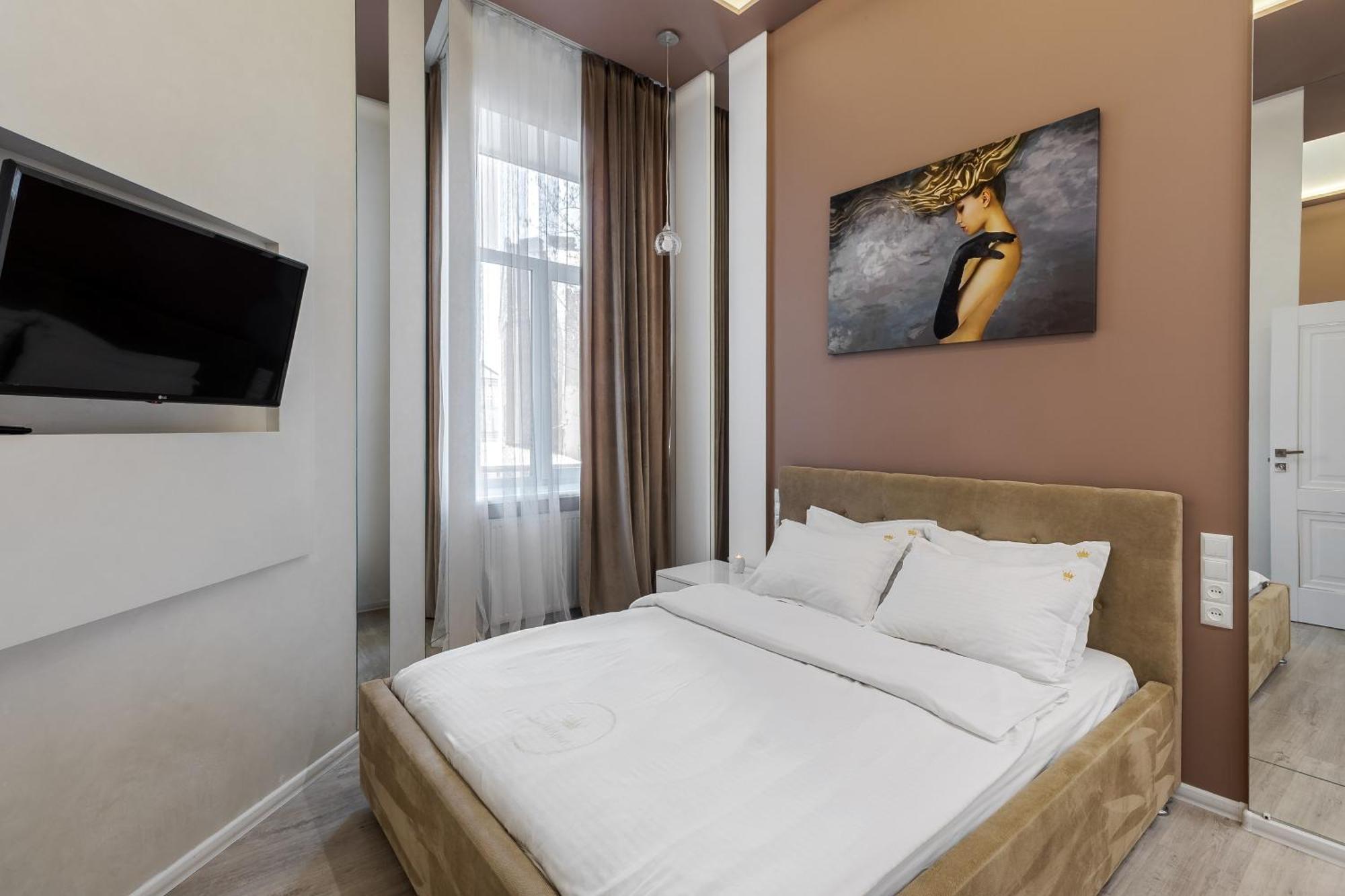 Royal Stylish Apartment In The Old City Lviv Buitenkant foto